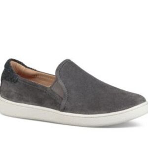 UGG Women's Slip On Sneakers, Size: 8